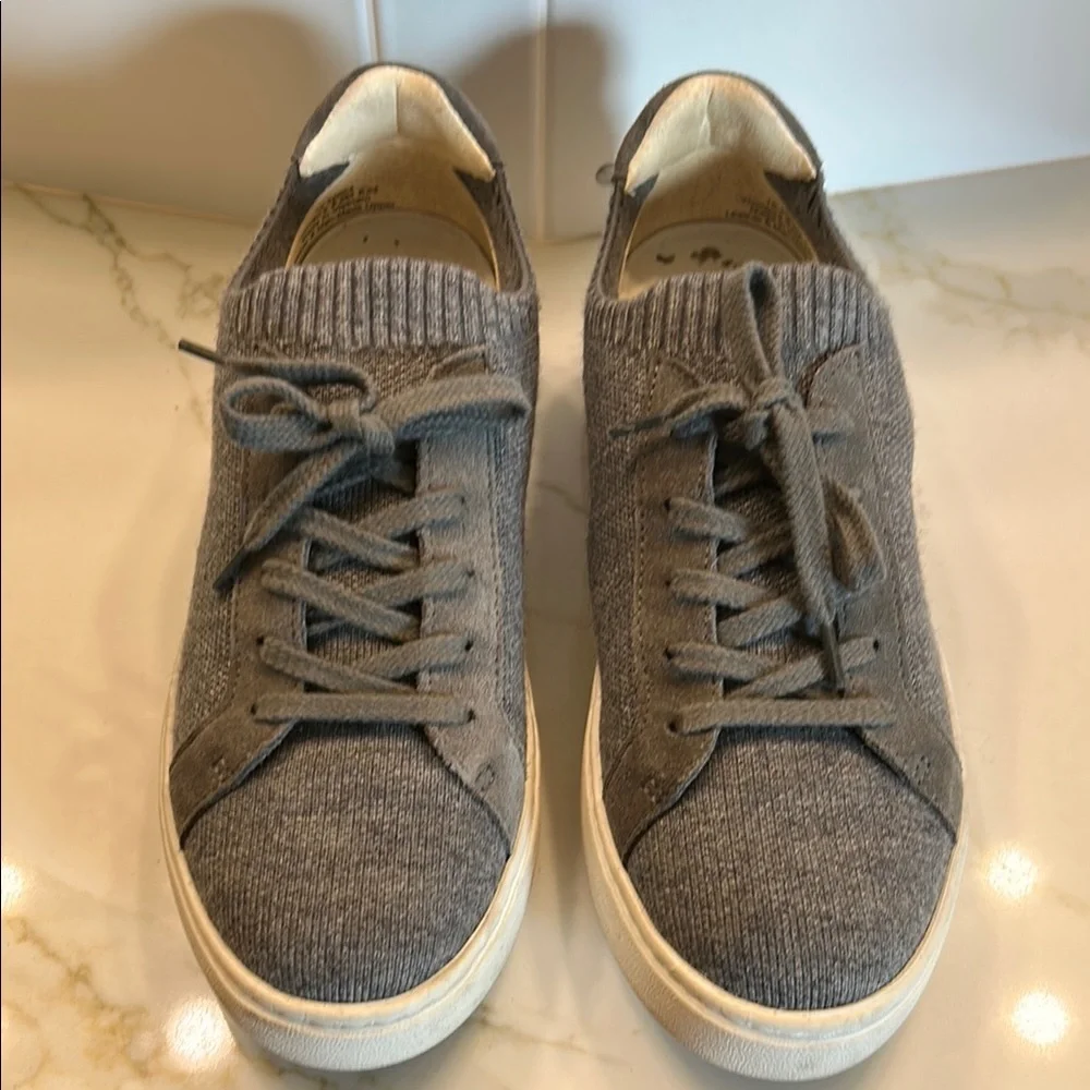 Johnston & Murphy Gray Knit Lace-Up Sneakers